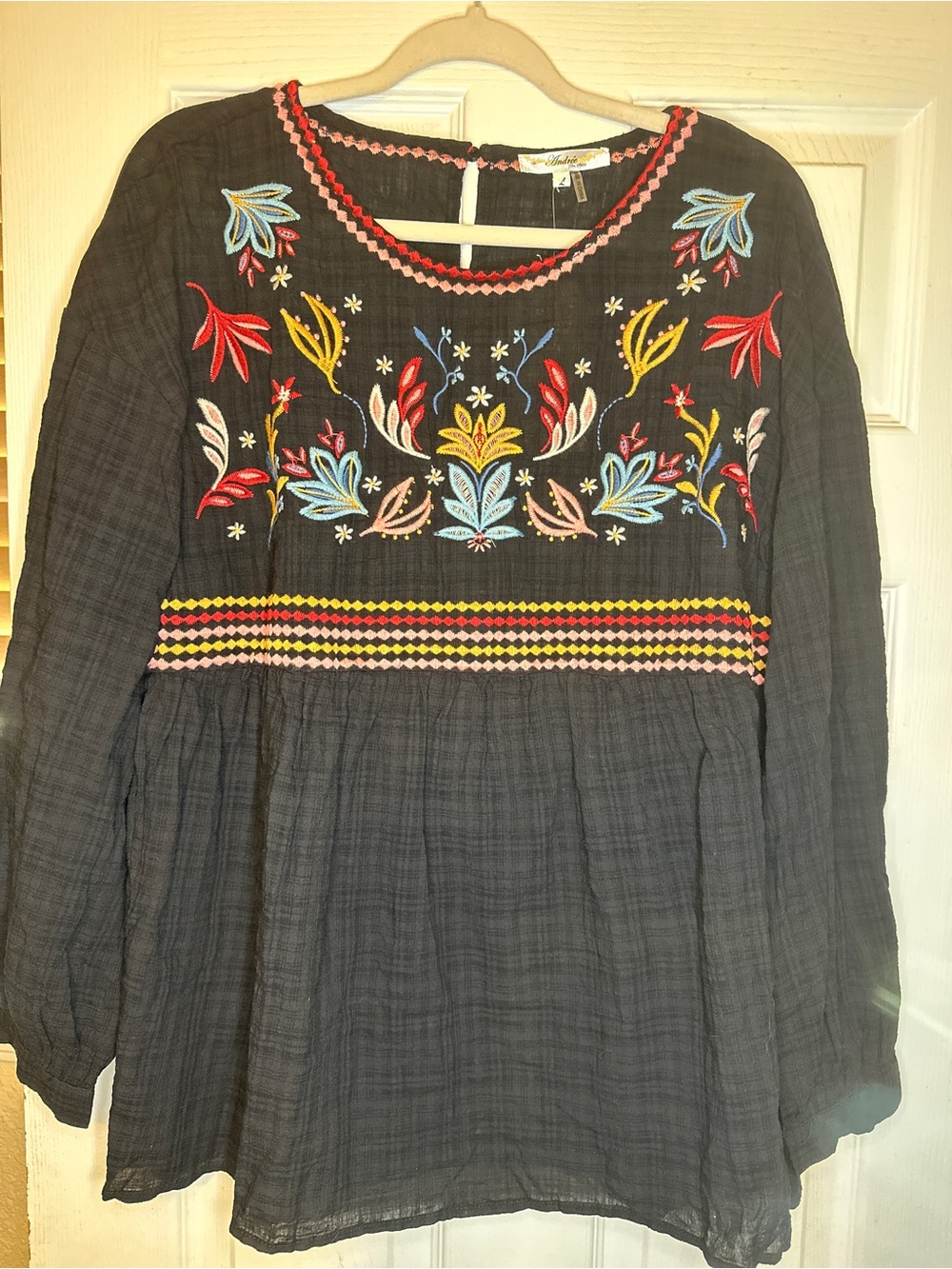 New with tags Andree by unit embroidered Black Boho Peasant Top